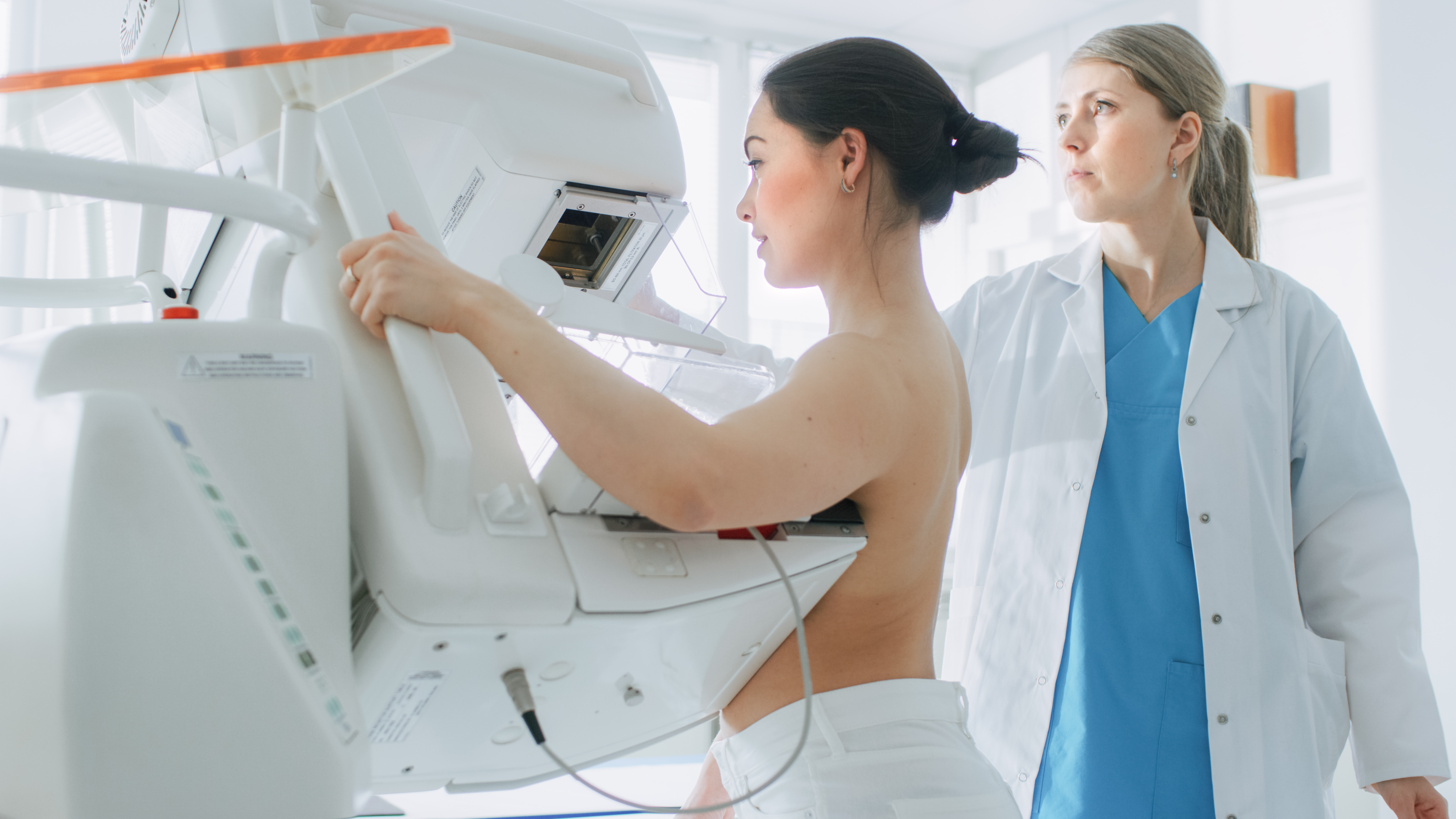 Пройти маммографию платно. Цифровая маммография. Аппарат для маммографии. Маммография скрининг.